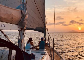 5 Negocios donde alquilar o hacer una ruta en barco en La Manga y Cabo de Palos